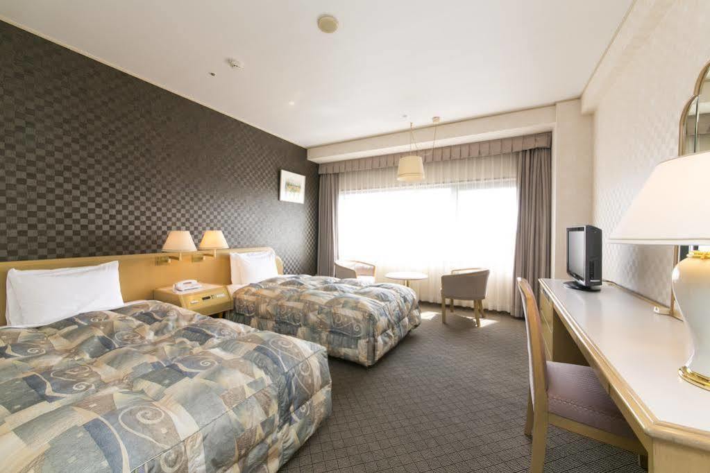 Meitetsu Komaki Hotel Экстерьер фото