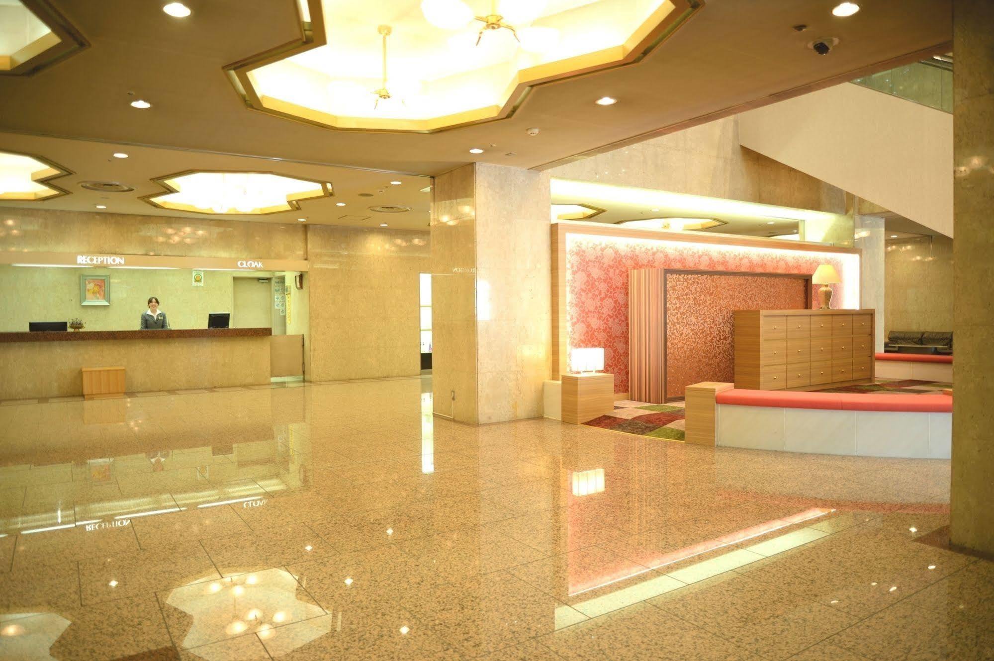 Meitetsu Komaki Hotel Экстерьер фото